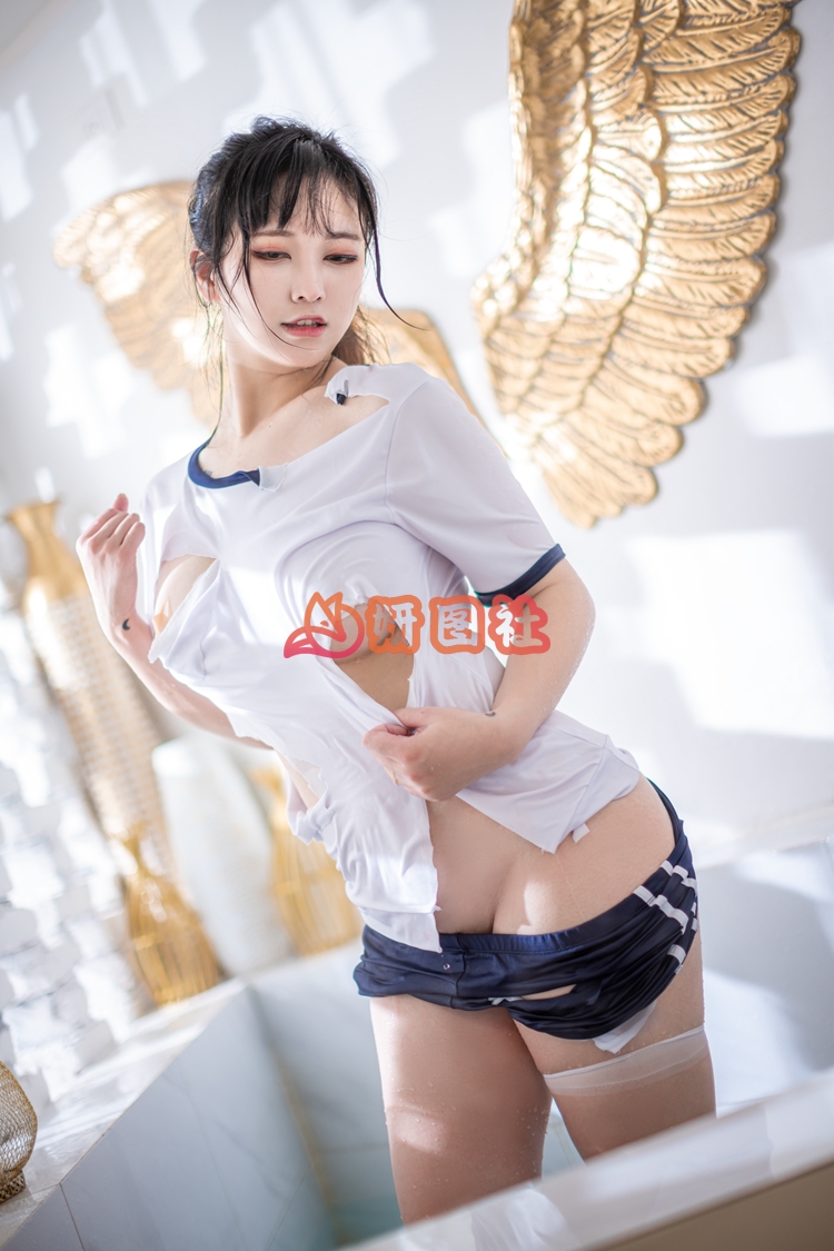 yantu21、奇行家狗崽原版写真Cos作品合集[11套1.8G]-妍图社