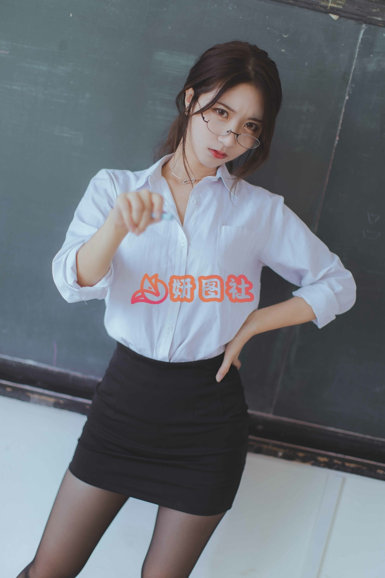 yantu47、第一弹超人气Coser黑川写真合集[196P1.09G]-妍图社